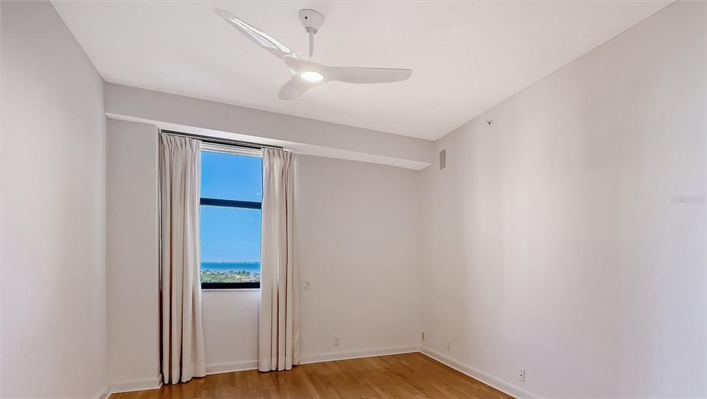 For Sale: $3,395,000 (3 beds, 4 baths, 3045 Square Feet)