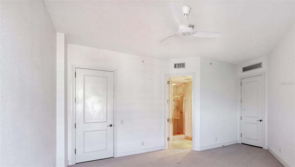 For Sale: $3,395,000 (3 beds, 4 baths, 3045 Square Feet)