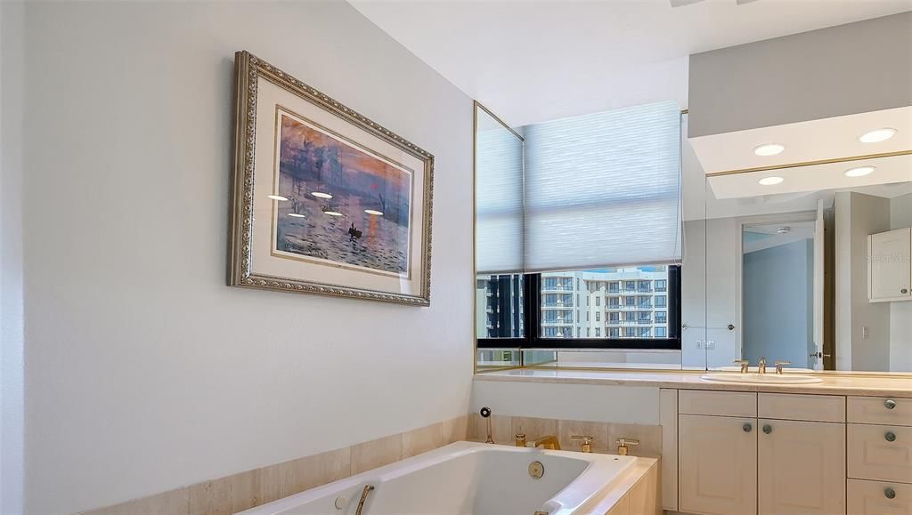 For Sale: $3,395,000 (3 beds, 4 baths, 3045 Square Feet)