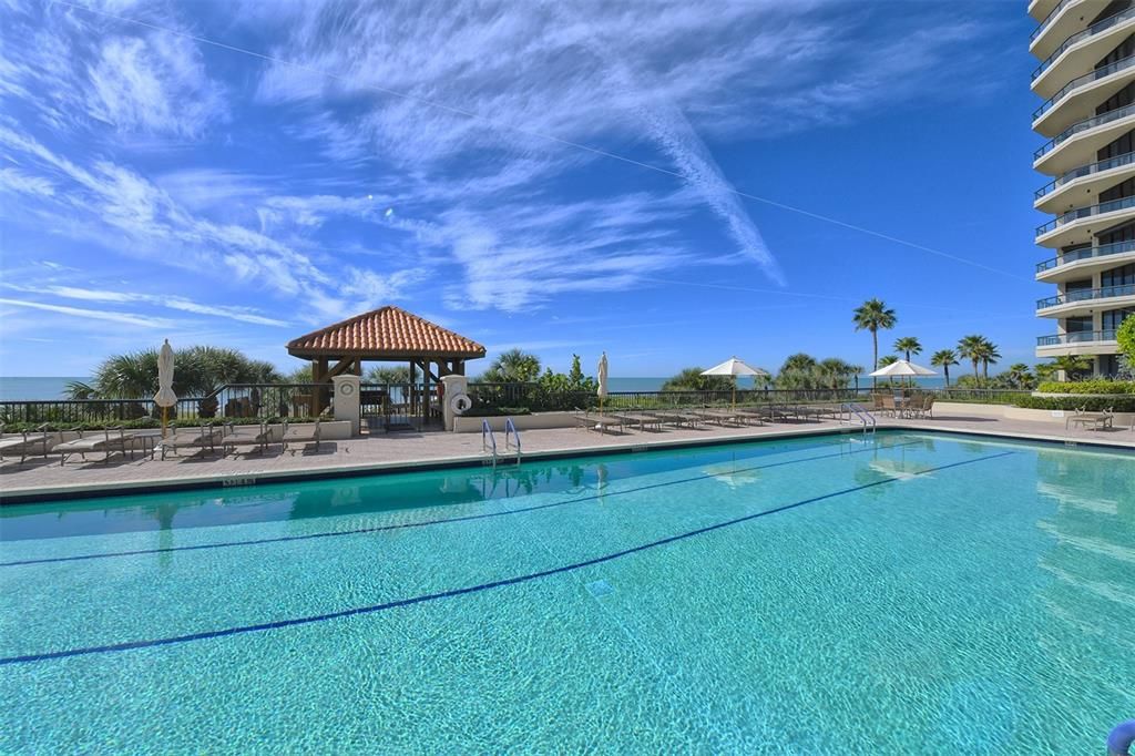 For Sale: $3,395,000 (3 beds, 4 baths, 3045 Square Feet)