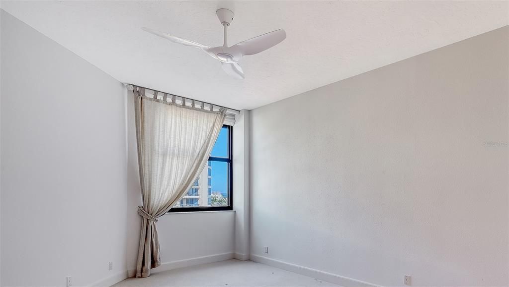 For Sale: $3,395,000 (3 beds, 4 baths, 3045 Square Feet)