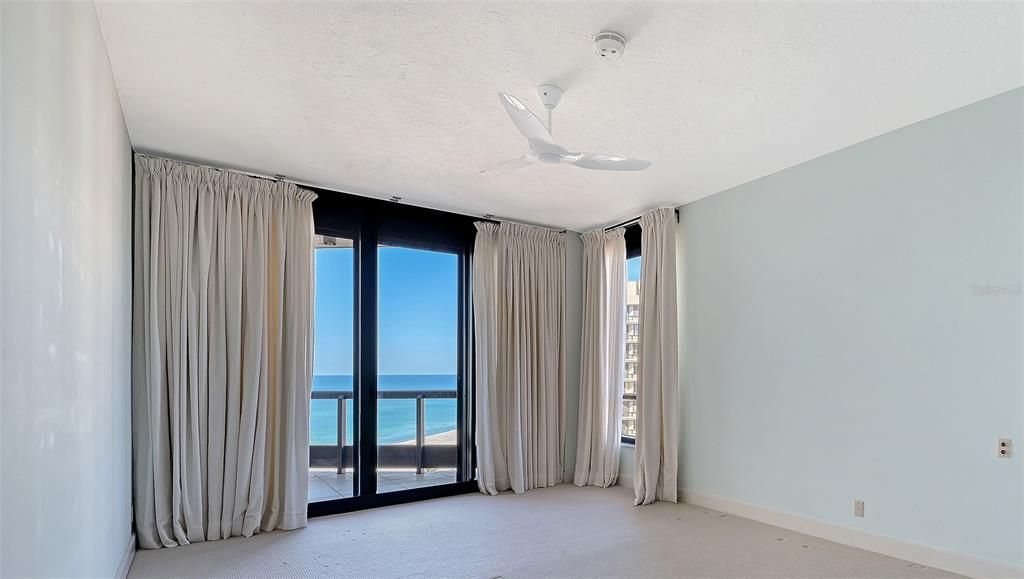 For Sale: $3,395,000 (3 beds, 4 baths, 3045 Square Feet)