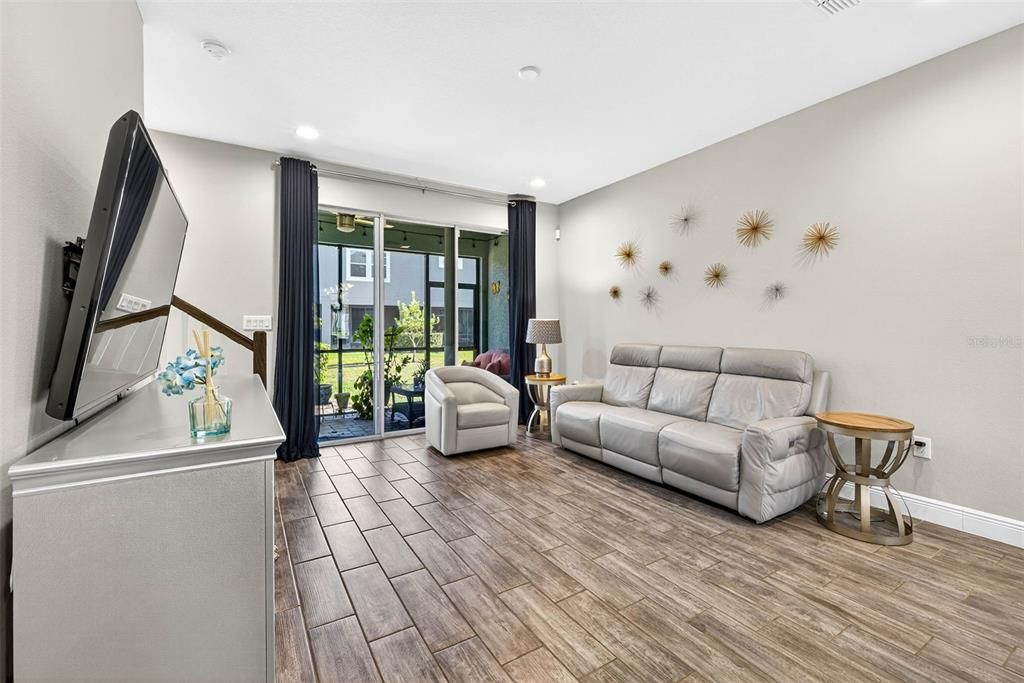 待售: $390,000 (3 贝兹, 2 浴室, 1667 平方英尺)