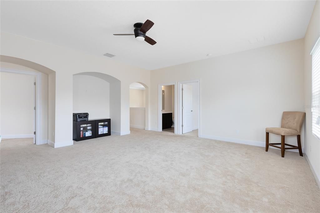 На продажу: $799,000 (4 спален, 3 ванн, 4010 Квадратных фут)