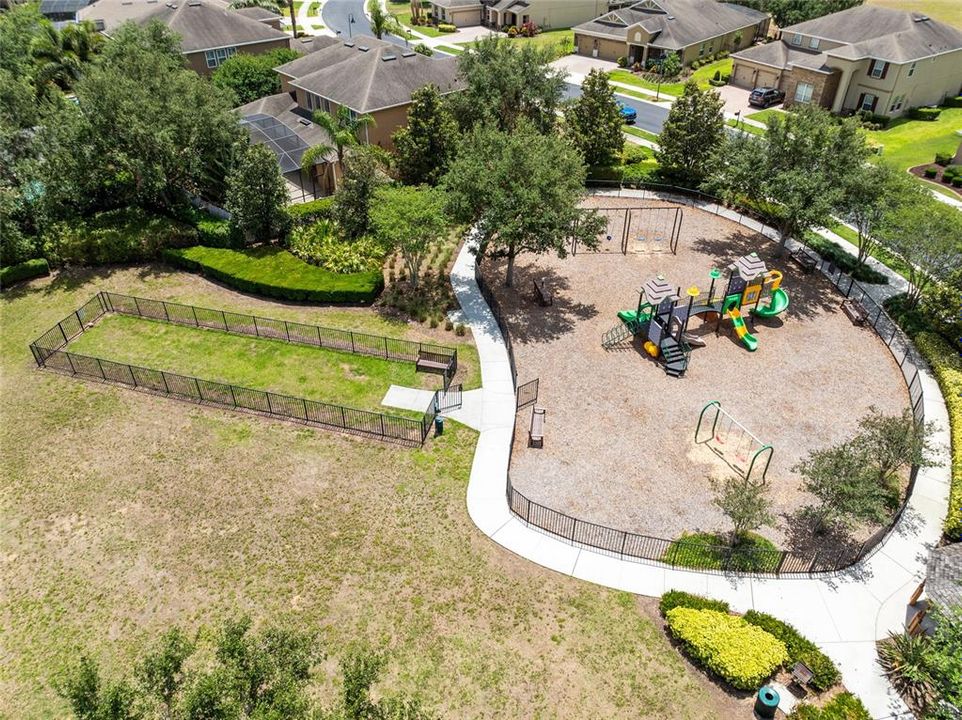 На продажу: $799,000 (4 спален, 3 ванн, 4010 Квадратных фут)