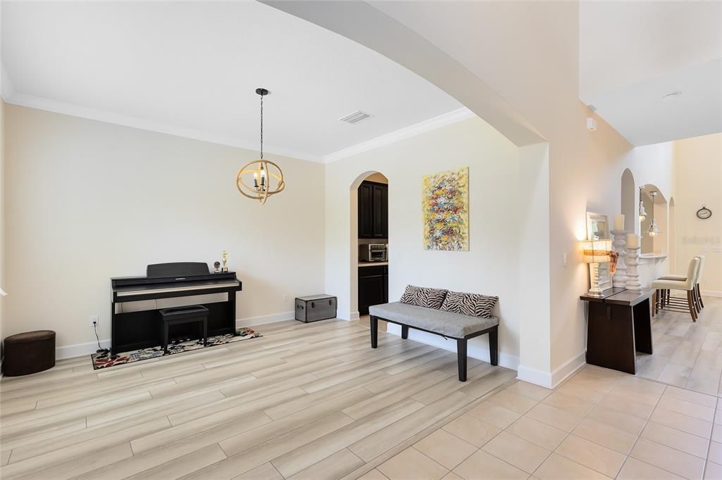 На продажу: $799,000 (4 спален, 3 ванн, 4010 Квадратных фут)