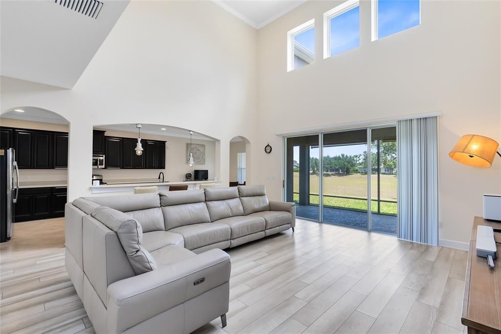 На продажу: $799,000 (4 спален, 3 ванн, 4010 Квадратных фут)