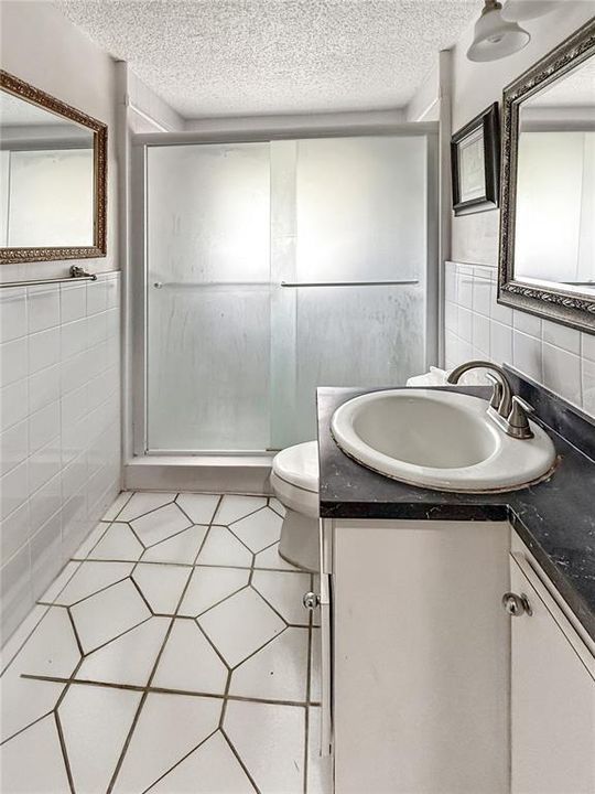 For Sale: $315,000 (3 beds, 2 baths, 1992 Square Feet)