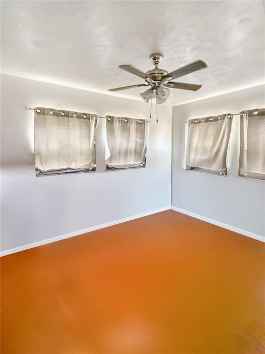 For Sale: $315,000 (3 beds, 2 baths, 1992 Square Feet)