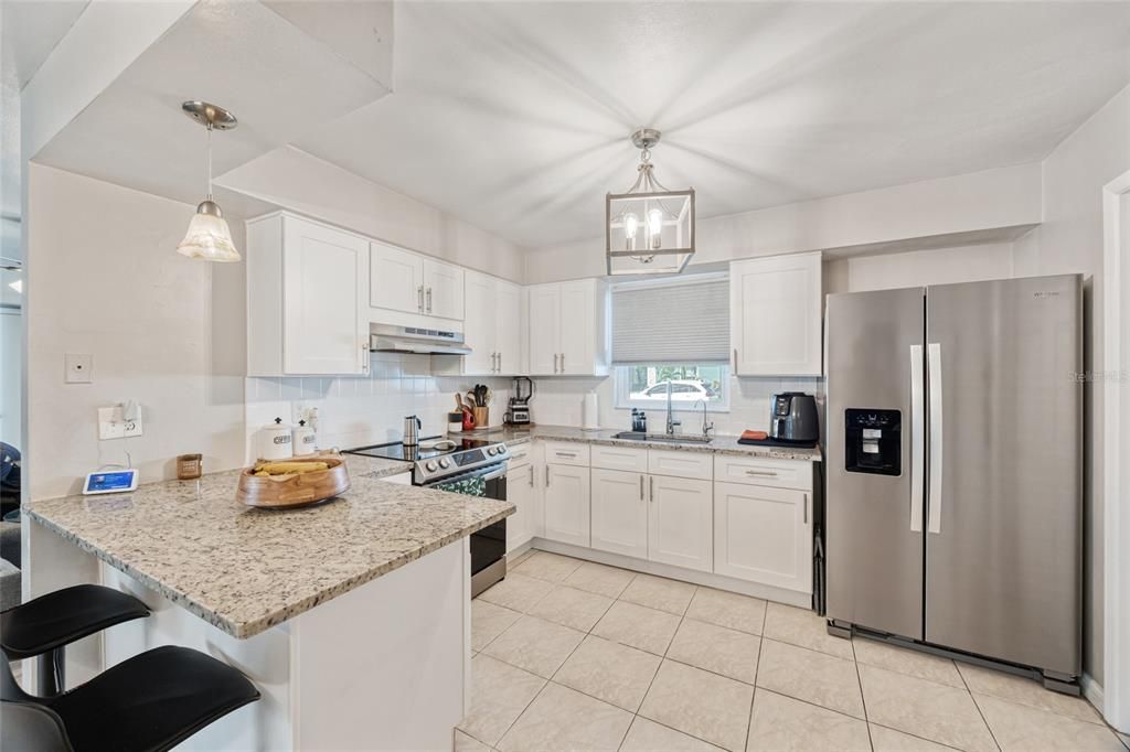 Active With Contract: $249,000 (2 beds, 2 baths, 1303 Square Feet)