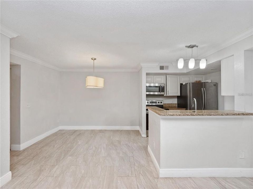 For Sale: $175,000 (3 beds, 2 baths, 1237 Square Feet)