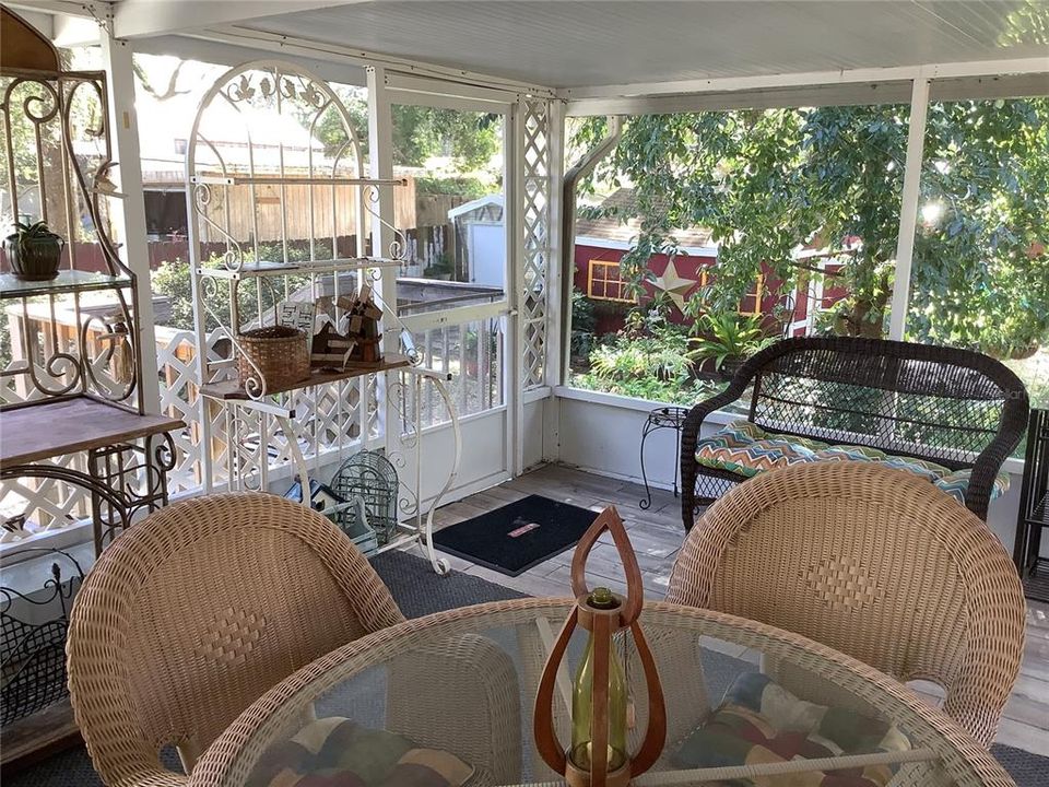 На продажу: $250,000 (3 спален, 2 ванн, 1998 Квадратных фут)