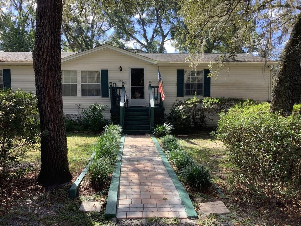 На продажу: $250,000 (3 спален, 2 ванн, 1998 Квадратных фут)