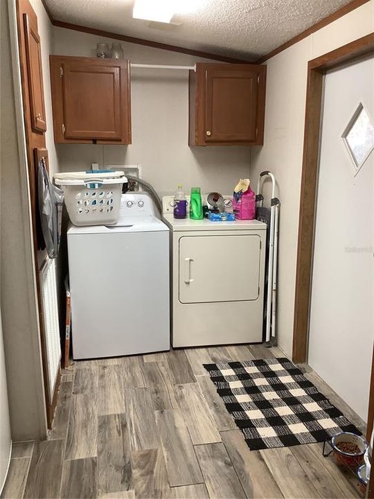 На продажу: $250,000 (3 спален, 2 ванн, 1998 Квадратных фут)