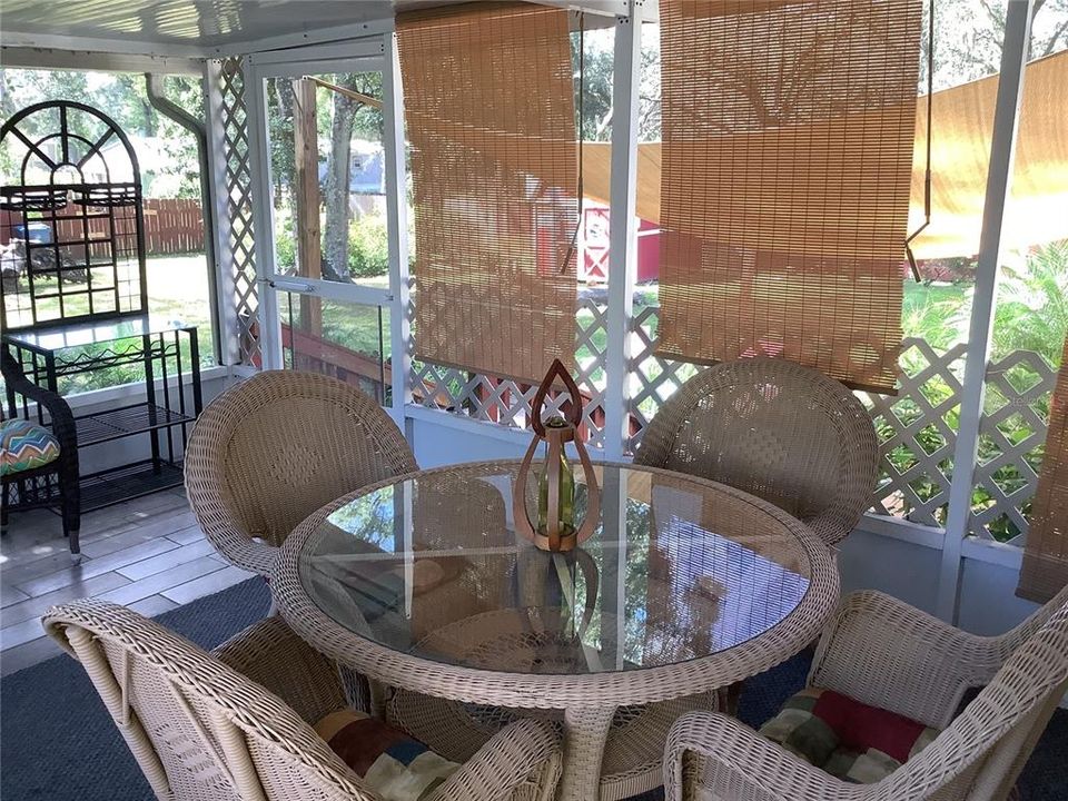 На продажу: $250,000 (3 спален, 2 ванн, 1998 Квадратных фут)