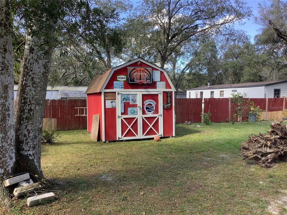 На продажу: $250,000 (3 спален, 2 ванн, 1998 Квадратных фут)