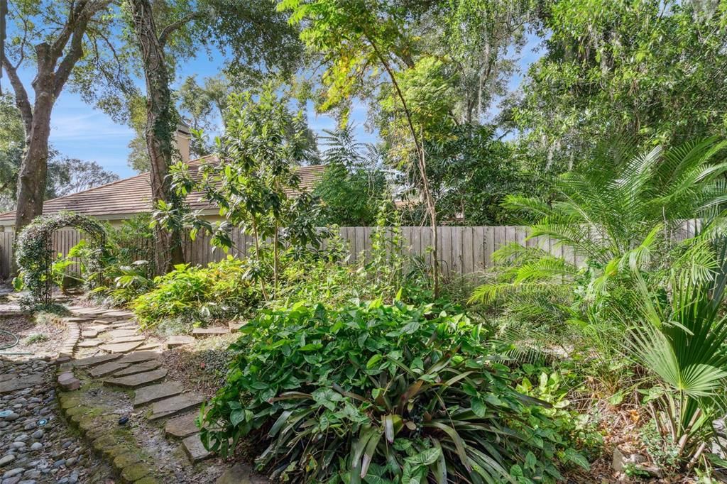 待售: $649,000 (4 贝兹, 3 浴室, 2886 平方英尺)