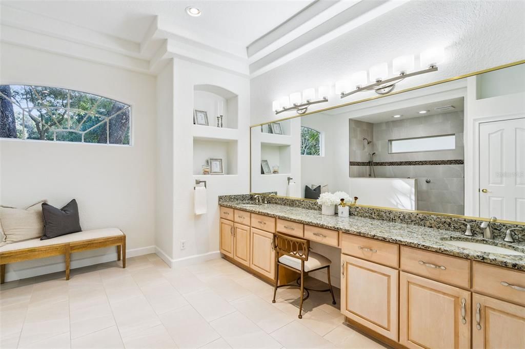 待售: $649,000 (4 贝兹, 3 浴室, 2886 平方英尺)