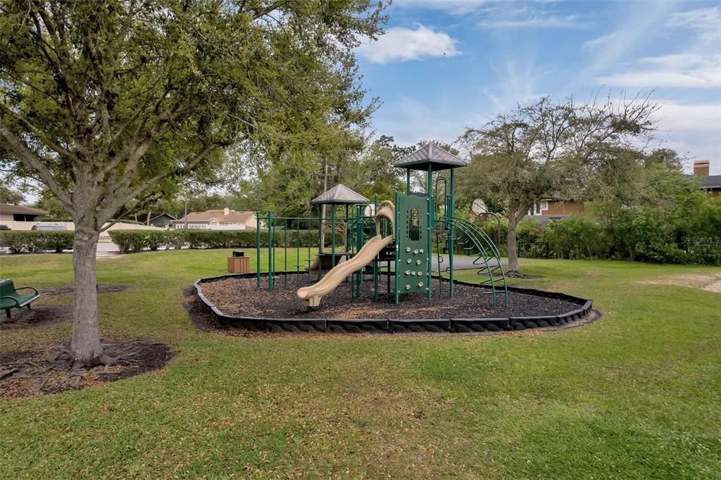 待售: $649,000 (4 贝兹, 3 浴室, 2886 平方英尺)