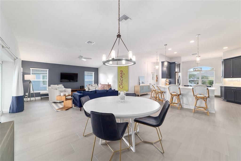 На продажу: $728,900 (3 спален, 2 ванн, 1956 Квадратных фут)