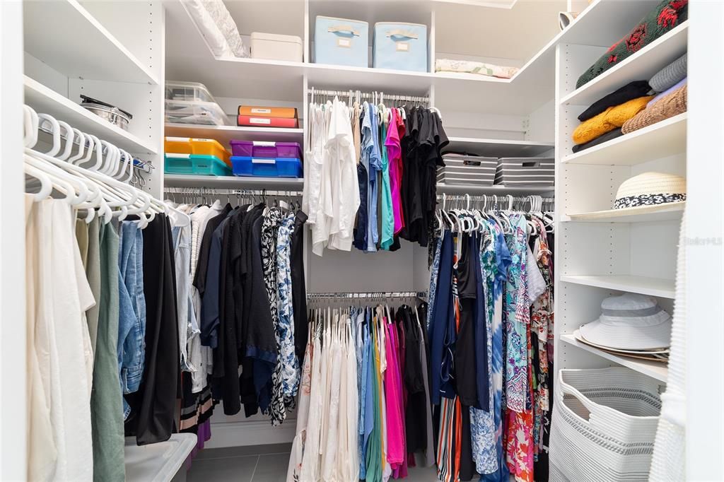 На продажу: $728,900 (3 спален, 2 ванн, 1956 Квадратных фут)