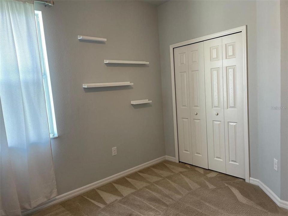 For Rent: $2,475 (4 beds, 2 baths, 1784 Square Feet)