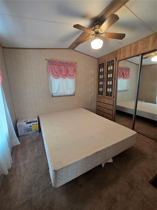 For Rent: $850 (1 beds, 1 baths, 450 Square Feet)