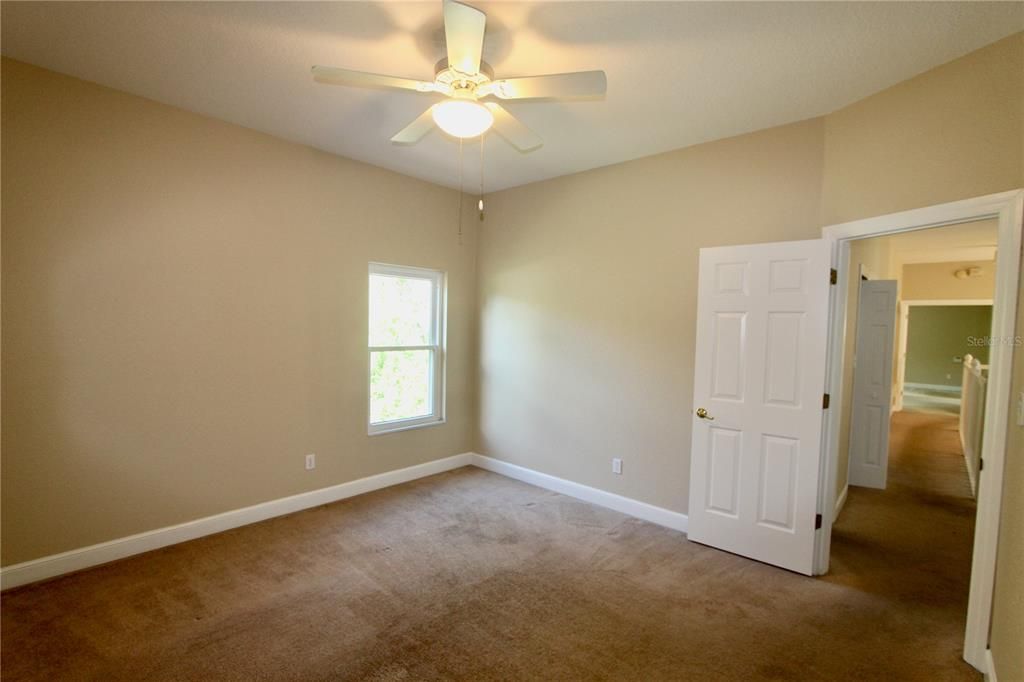 For Sale: $599,000 (6 beds, 3 baths, 3991 Square Feet)