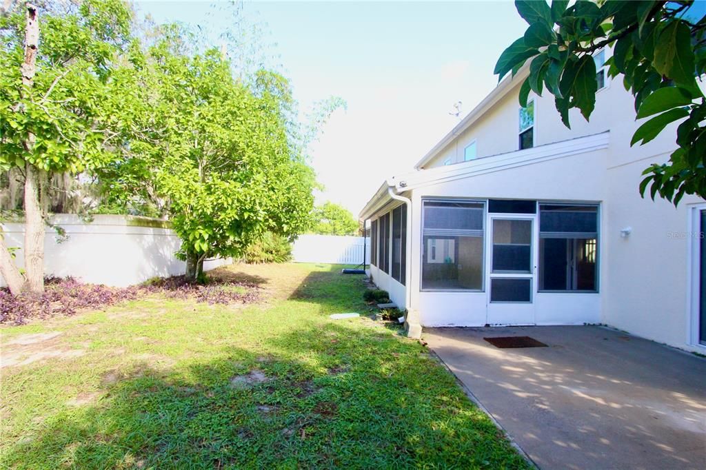 For Sale: $599,000 (6 beds, 3 baths, 3991 Square Feet)