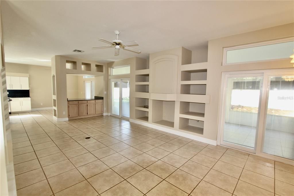 For Sale: $599,000 (6 beds, 3 baths, 3991 Square Feet)