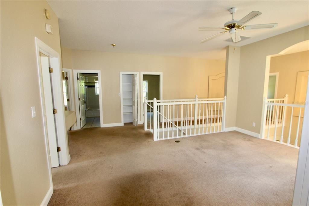 For Sale: $599,000 (6 beds, 3 baths, 3991 Square Feet)