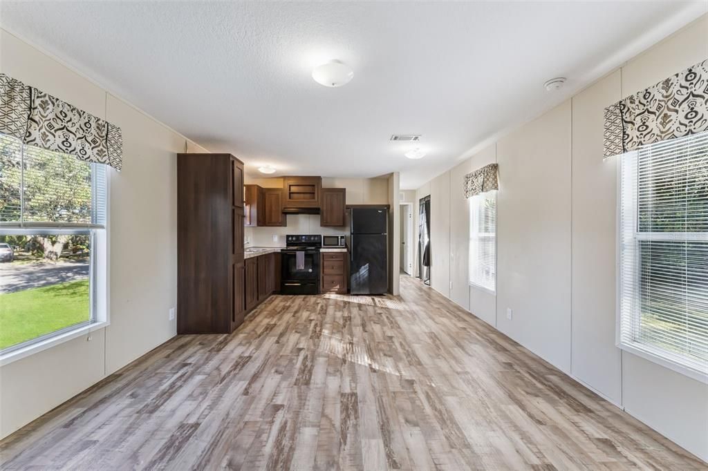 En Venta: $215,000 (3 camas, 2 baños, 924 Pies cuadrados)