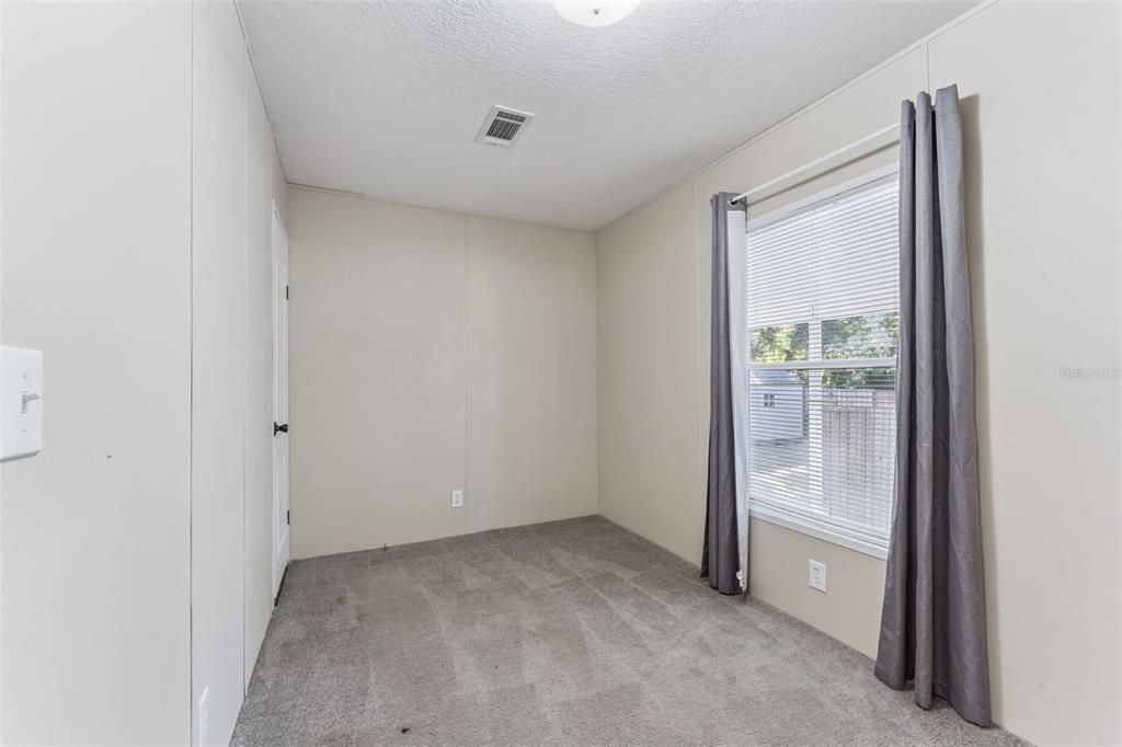 En Venta: $215,000 (3 camas, 2 baños, 924 Pies cuadrados)