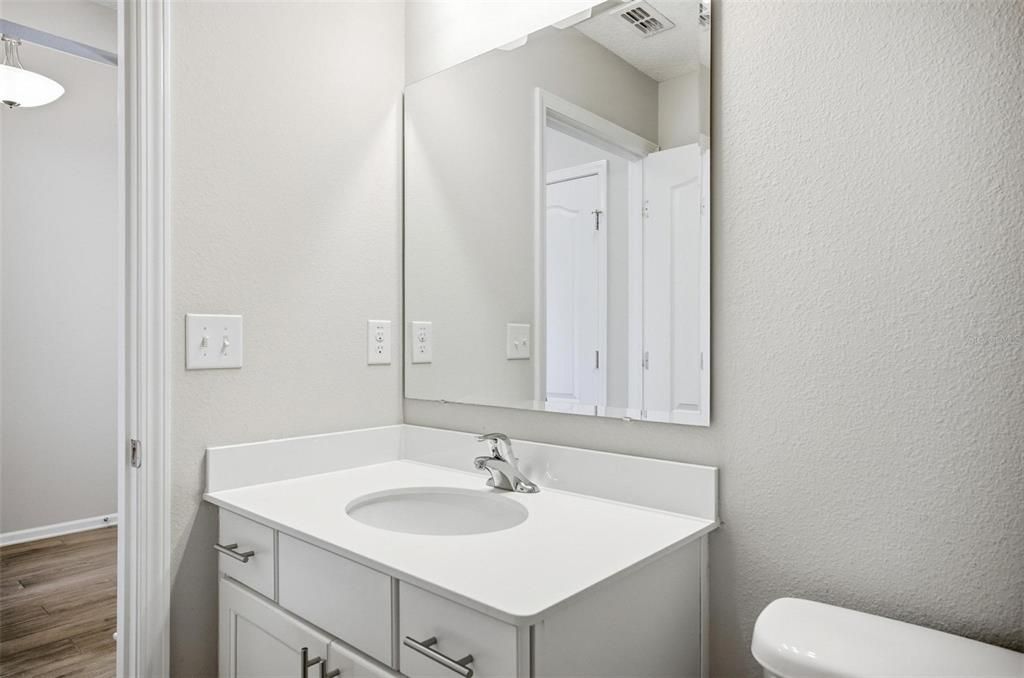 En Venta: $375,000 (3 camas, 3 baños, 2036 Pies cuadrados)