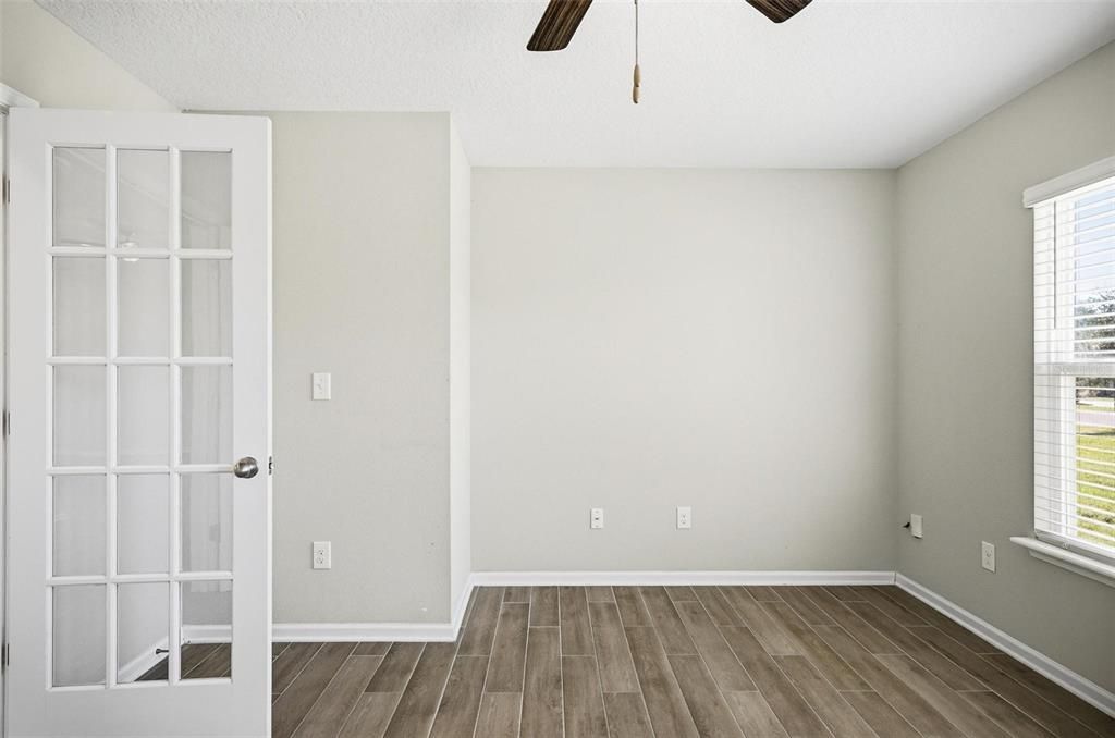 En Venta: $375,000 (3 camas, 3 baños, 2036 Pies cuadrados)