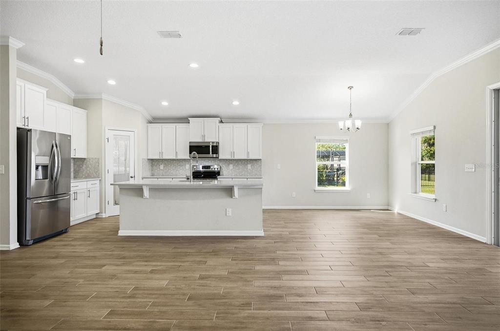 En Venta: $375,000 (3 camas, 3 baños, 2036 Pies cuadrados)