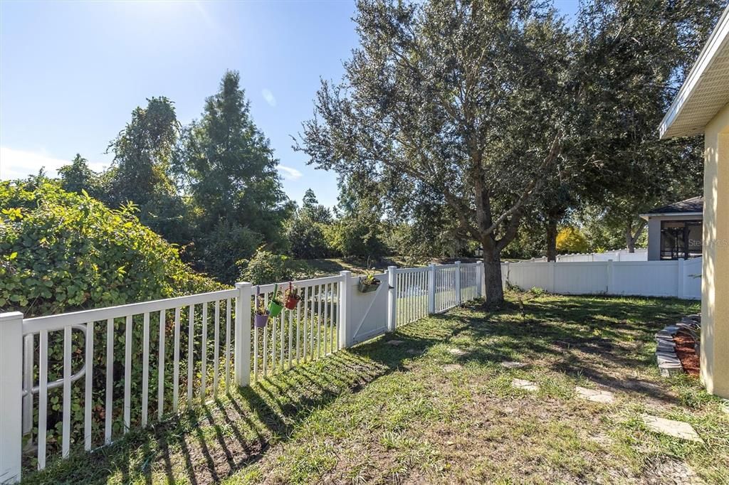 Activo con contrato: $295,000 (3 camas, 2 baños, 1509 Pies cuadrados)