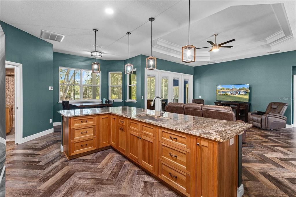 待售: $539,900 (3 贝兹, 2 浴室, 2030 平方英尺)