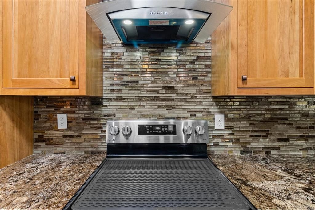 待售: $539,900 (3 贝兹, 2 浴室, 2030 平方英尺)