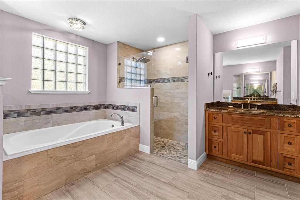 待售: $539,900 (3 贝兹, 2 浴室, 2030 平方英尺)