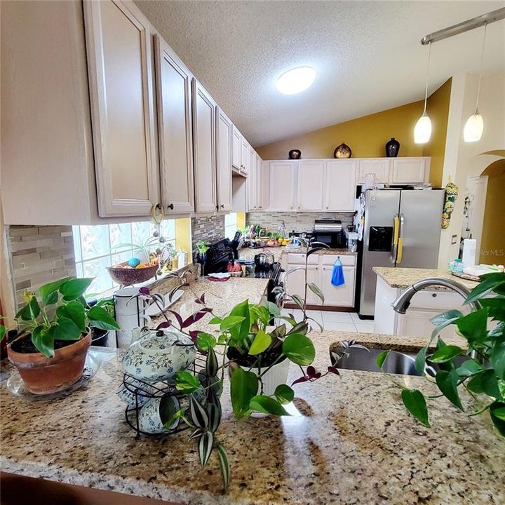 For Sale: $479,000 (4 beds, 2 baths, 2102 Square Feet)