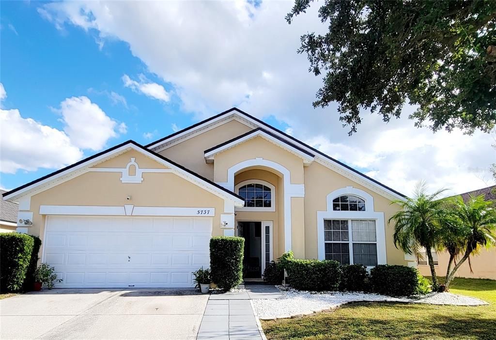 For Sale: $479,000 (4 beds, 2 baths, 2102 Square Feet)