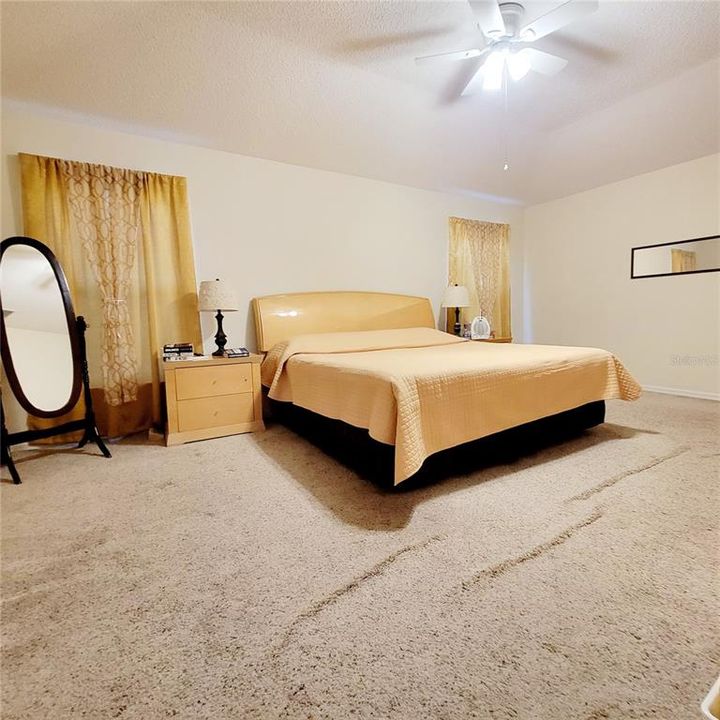 For Sale: $479,000 (4 beds, 2 baths, 2102 Square Feet)