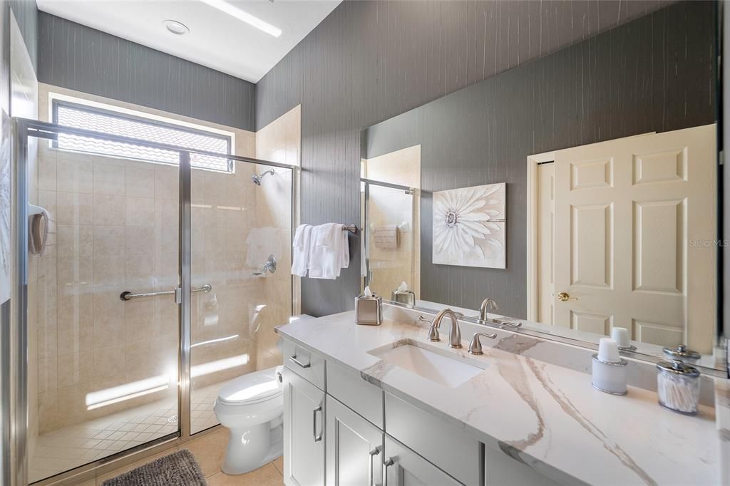 待售: $725,000 (3 贝兹, 2 浴室, 2377 平方英尺)