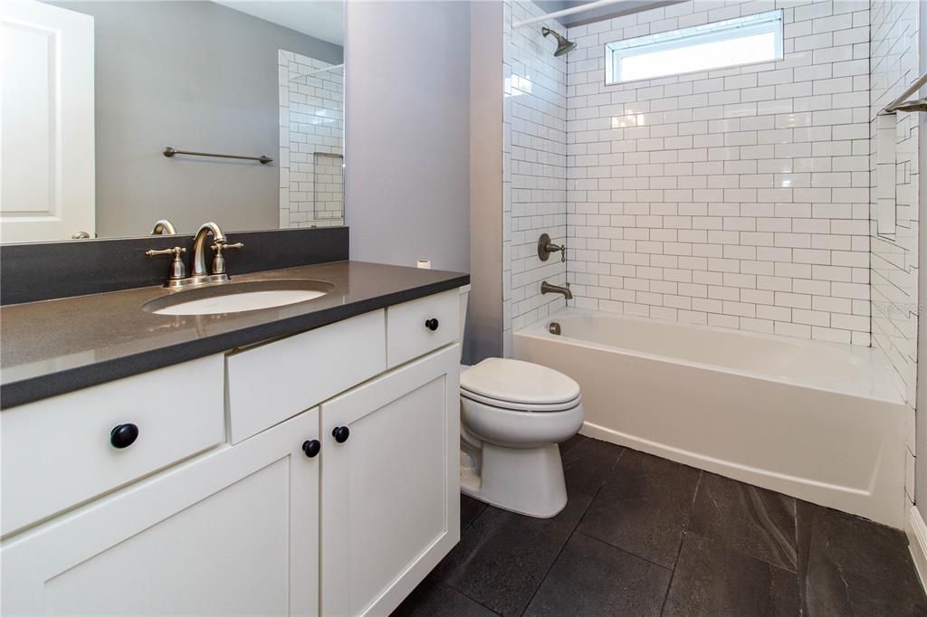 На продажу: $775,000 (4 спален, 4 ванн, 3128 Квадратных фут)