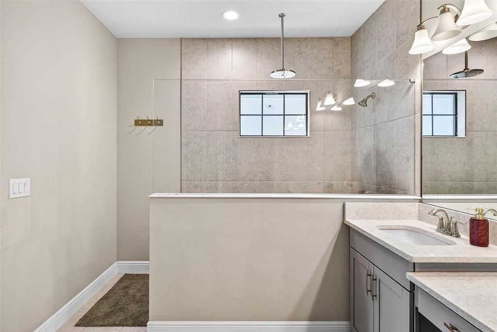 待售: $735,000 (4 贝兹, 4 浴室, 3230 平方英尺)