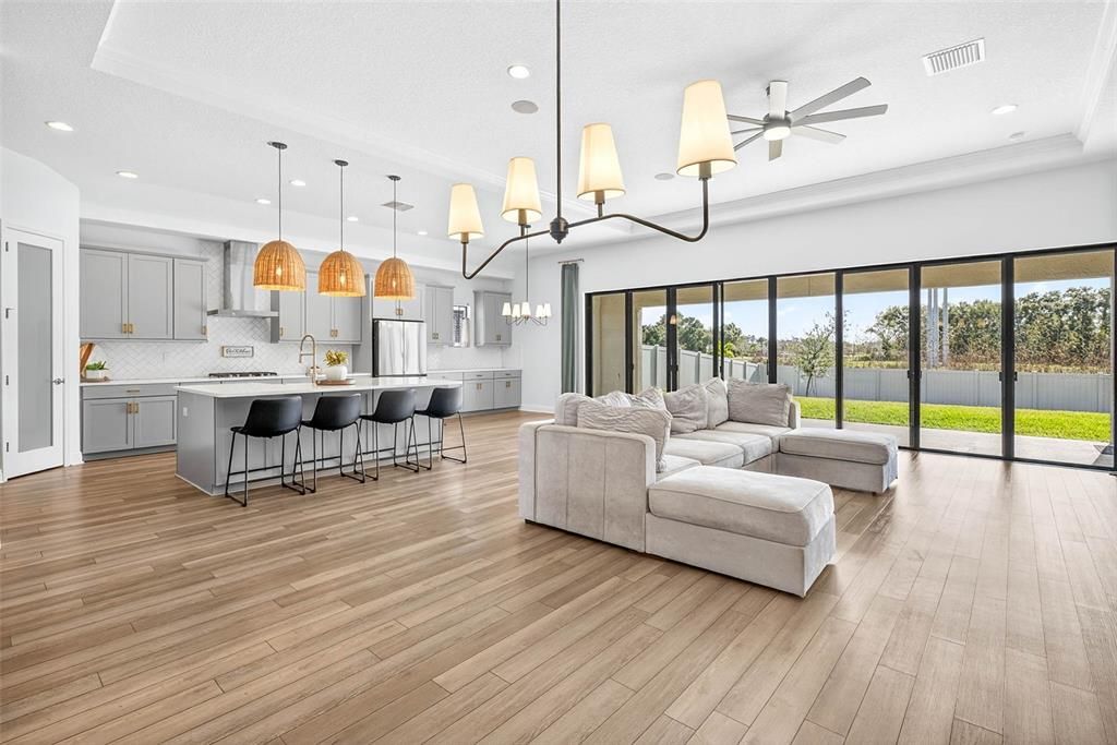 待售: $735,000 (4 贝兹, 4 浴室, 3230 平方英尺)