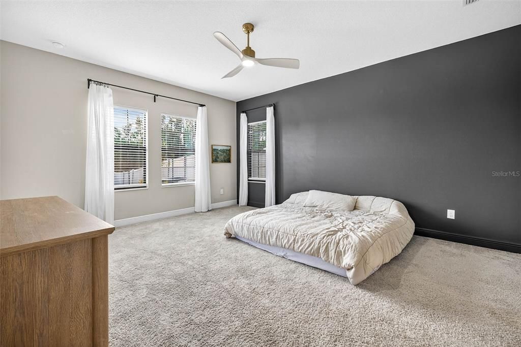 待售: $735,000 (4 贝兹, 4 浴室, 3230 平方英尺)