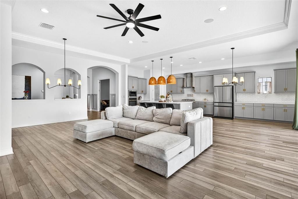 待售: $735,000 (4 贝兹, 4 浴室, 3230 平方英尺)