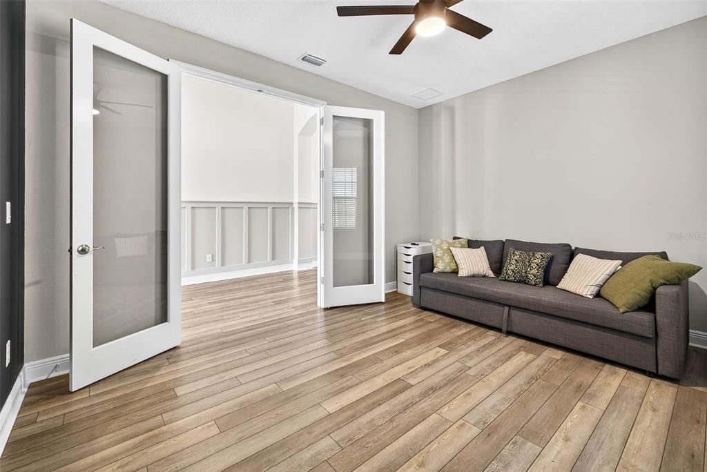 待售: $735,000 (4 贝兹, 4 浴室, 3230 平方英尺)